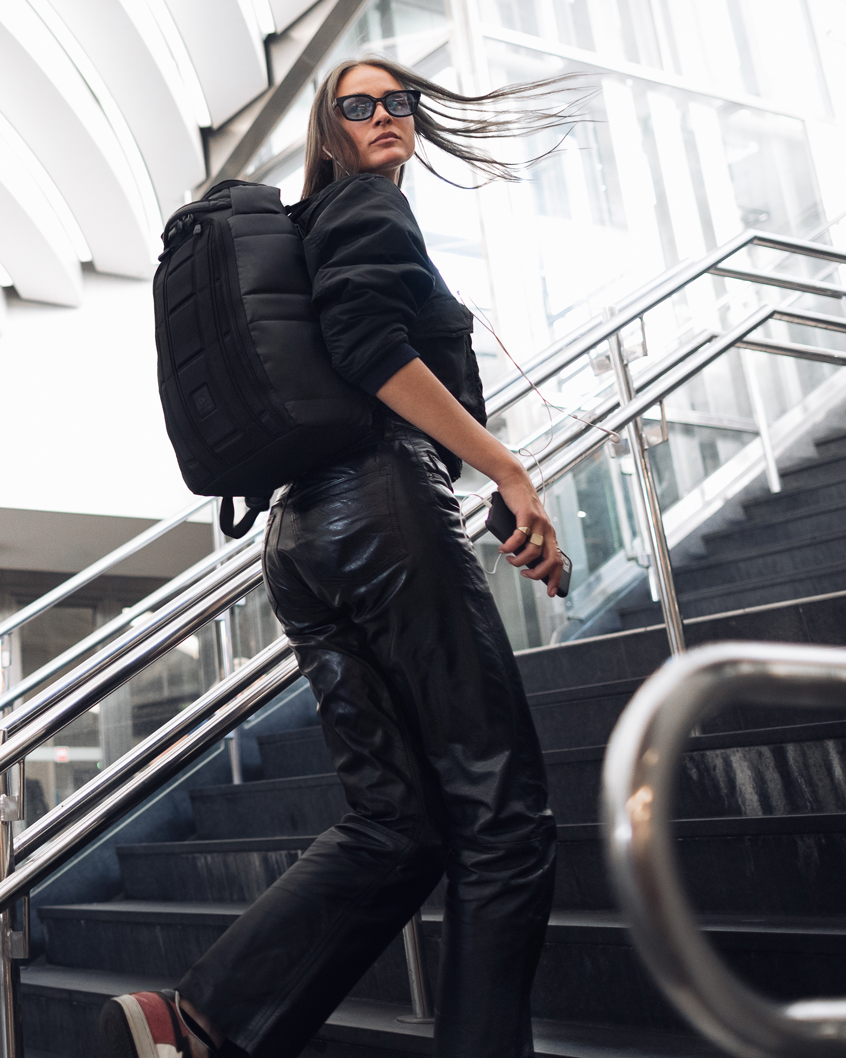 Db (Douchebags) カメラバック　26L Db (Douchebags) カメラバック 26L Douchebags バックパック, ブラック