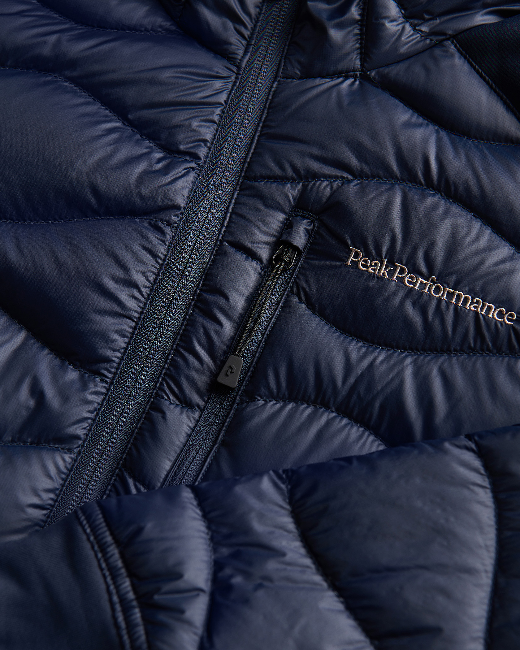 peak performance helium blue shadow