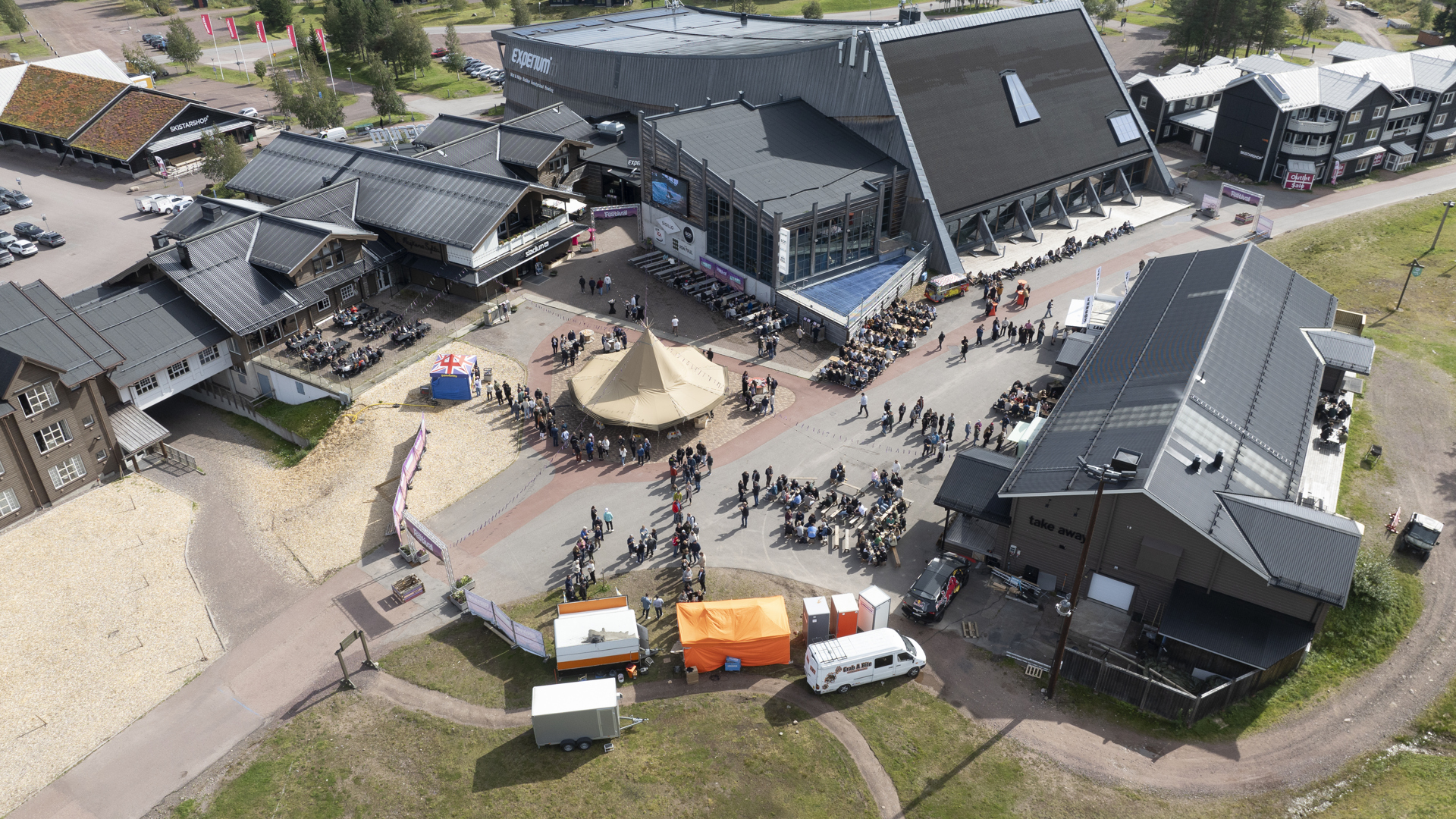 Dronebilde av Kick off i Sälen – et eventyr for teamet