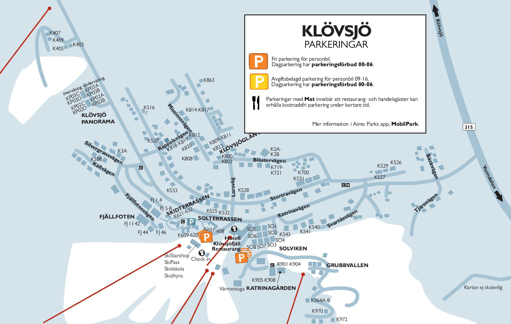 Karta över Klövsjö som visar parkeringsområden med information om fri och avgiftsbelagd parkering samt parkeringsförbudstider. Viktiga platser som Klövsjöfjäll och Solterrassen markeras, samt vägar och vägbeskrivningar. Mer information finns i Aimo Parks app MobilPark