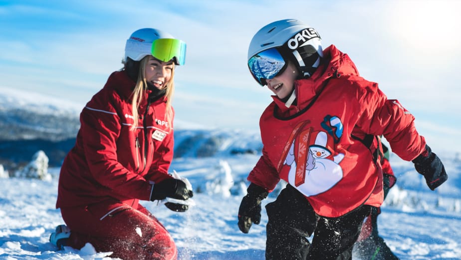 Billig skiferie Sverige og Norge. → Book skirejse med SkiStar